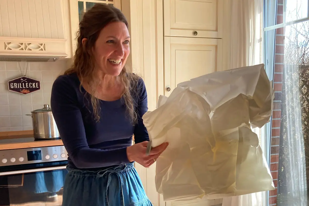 Ich halte mein erstes eigenes Buch in den Händen