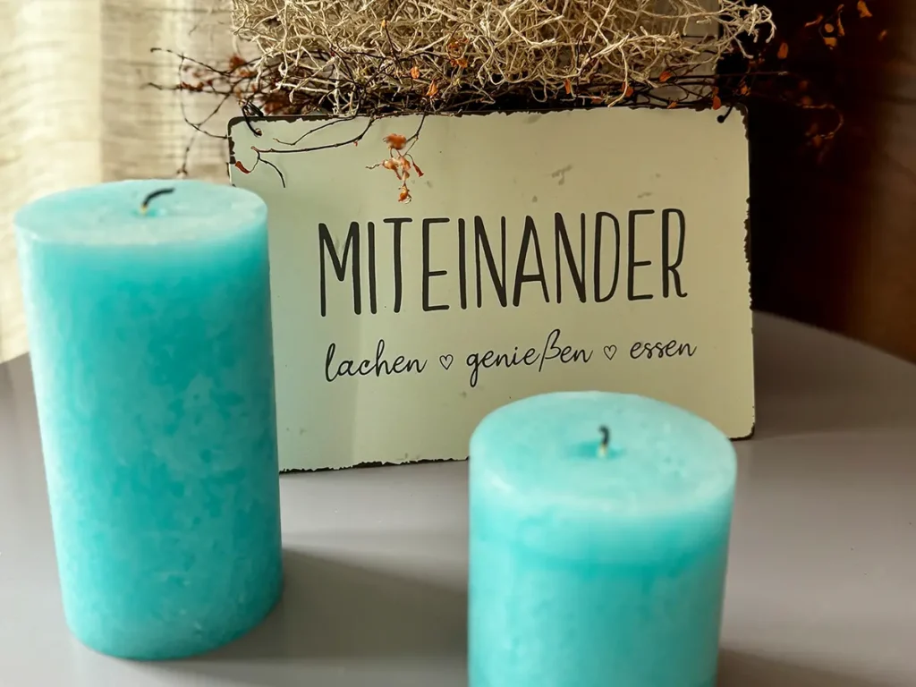 Miteinander lachen genießen essen